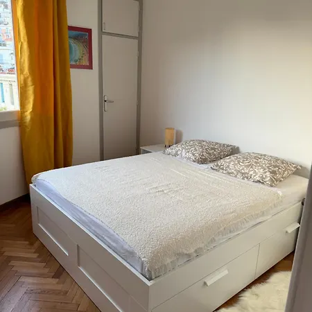 Escapade Azureenne Apartment *